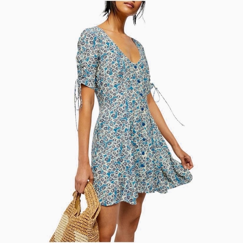 Free People All Laced Up mini dress size XS Blue/Ivory Floral MSRP $128 pockets